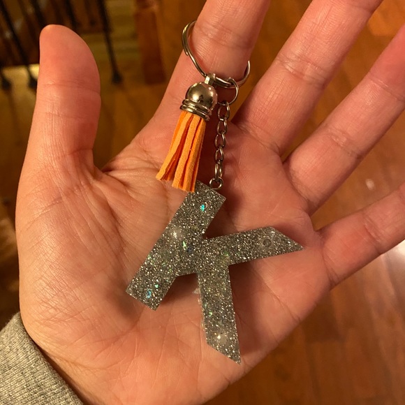 Custom initial Keychain - Picture 4 of 9